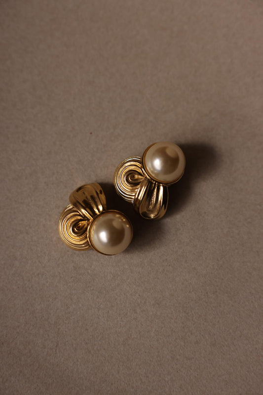 Gold-Tone Faux Pearl Clip-On Earrings|Vintage Baazaar 