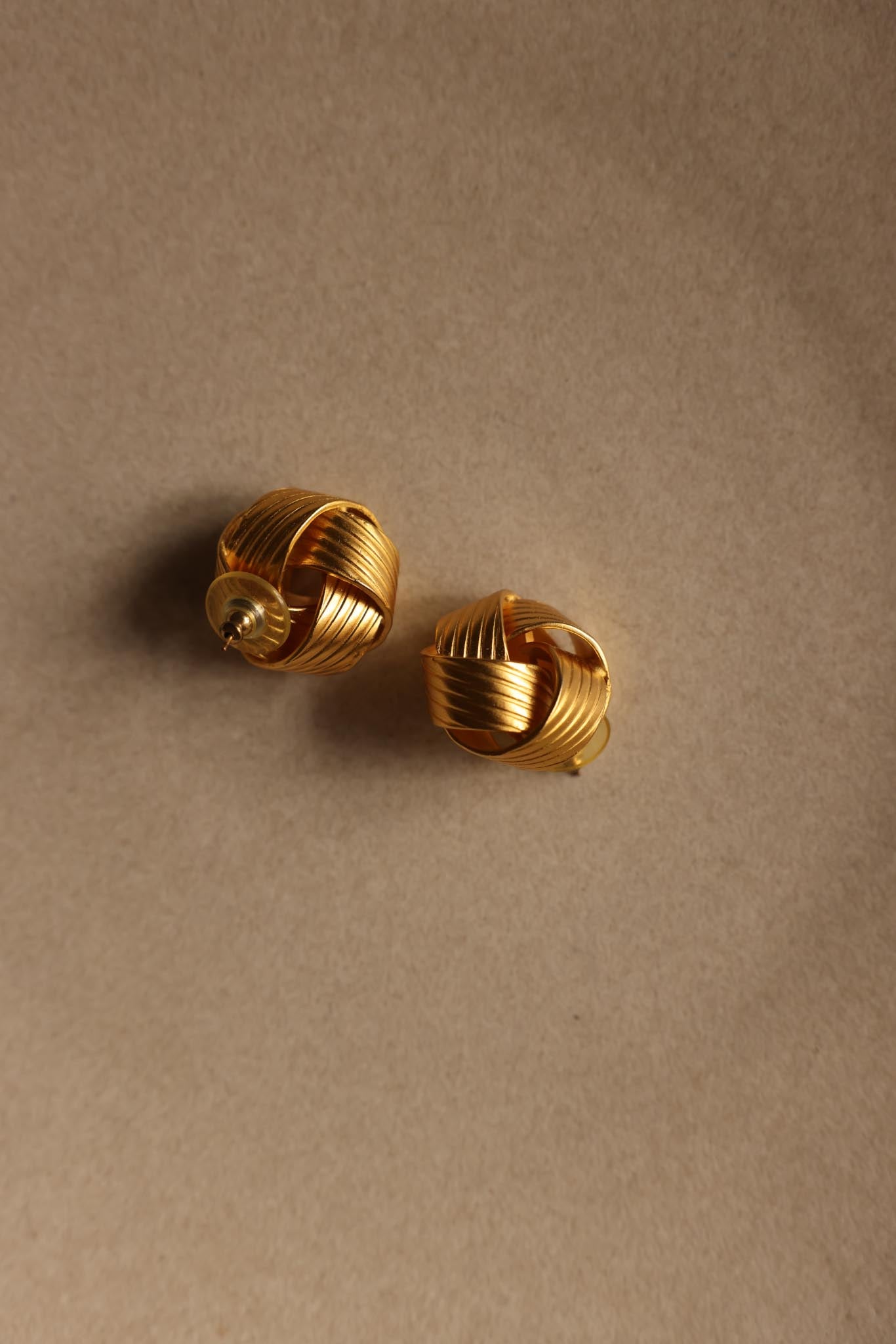 Gold-Filled Knot Pierced Earrings|Vintage Baazaar 