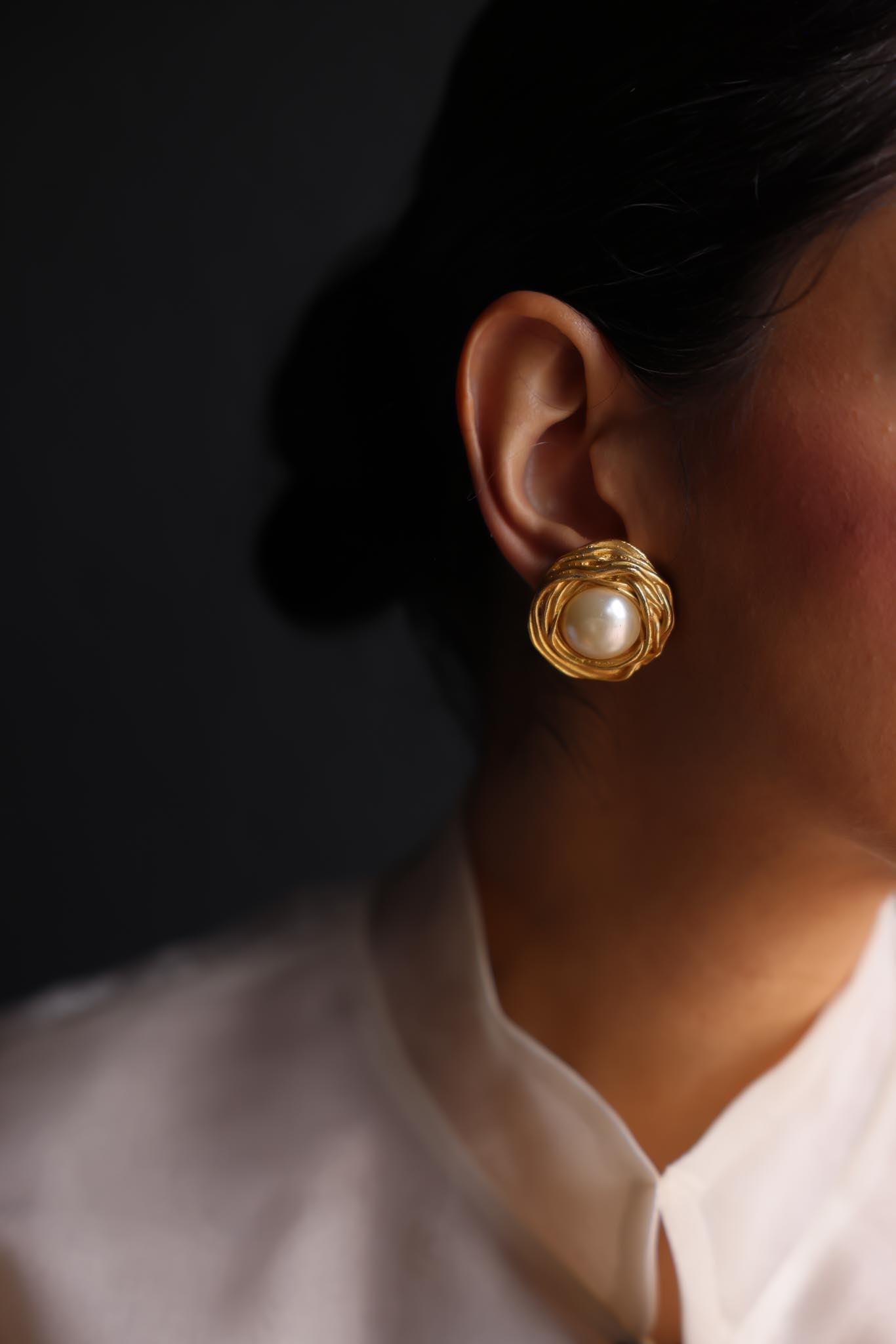 Faux Pearl Nest Clip-On Earrings|Vintage Baazaar 