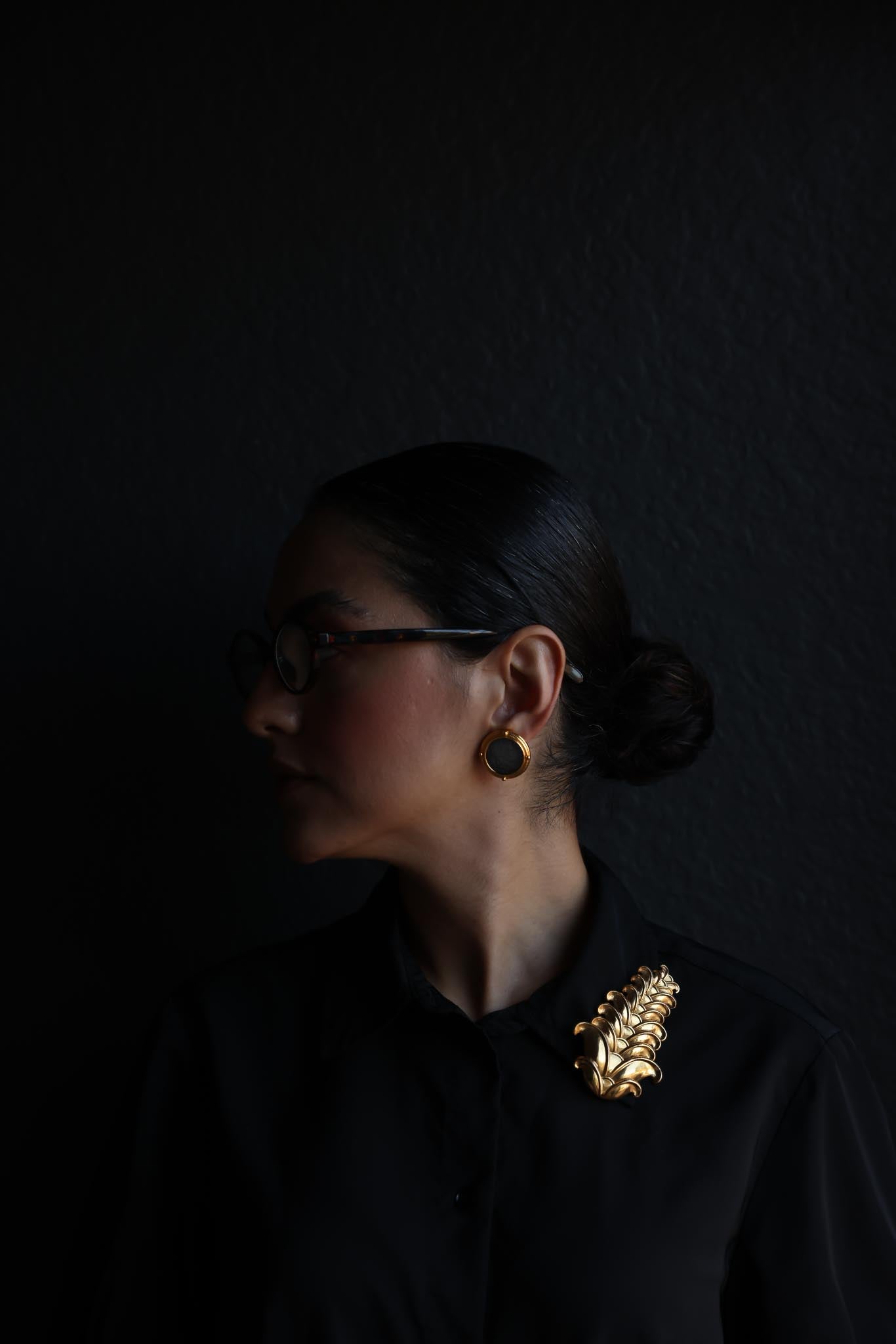 Gold-Toned Leaf Scroll Brooch|Vintage Baazaar 