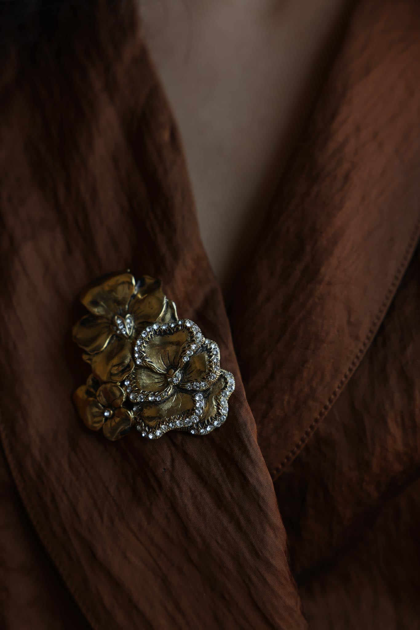 Gold Tone Rhinestone Flower Brooch