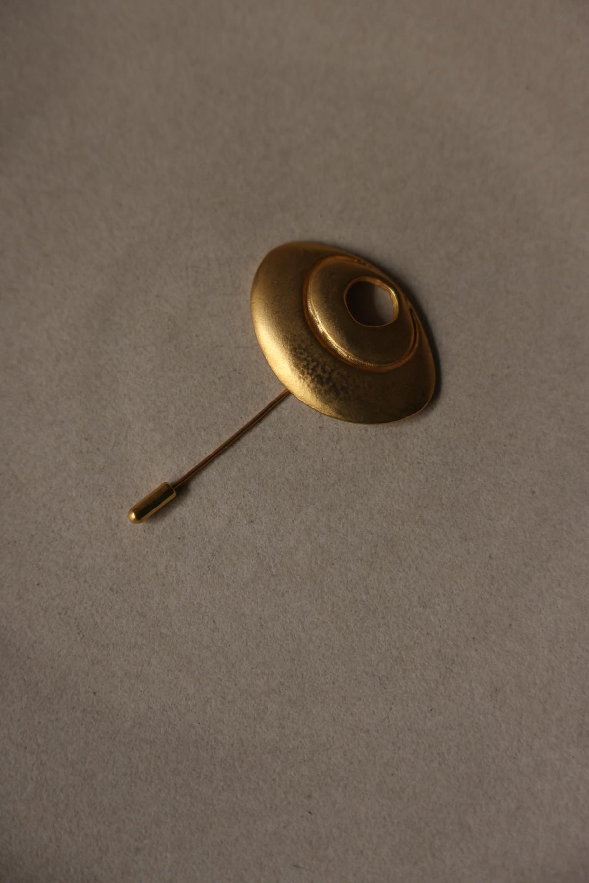 Matte Gold Tone Oval Stick Pin