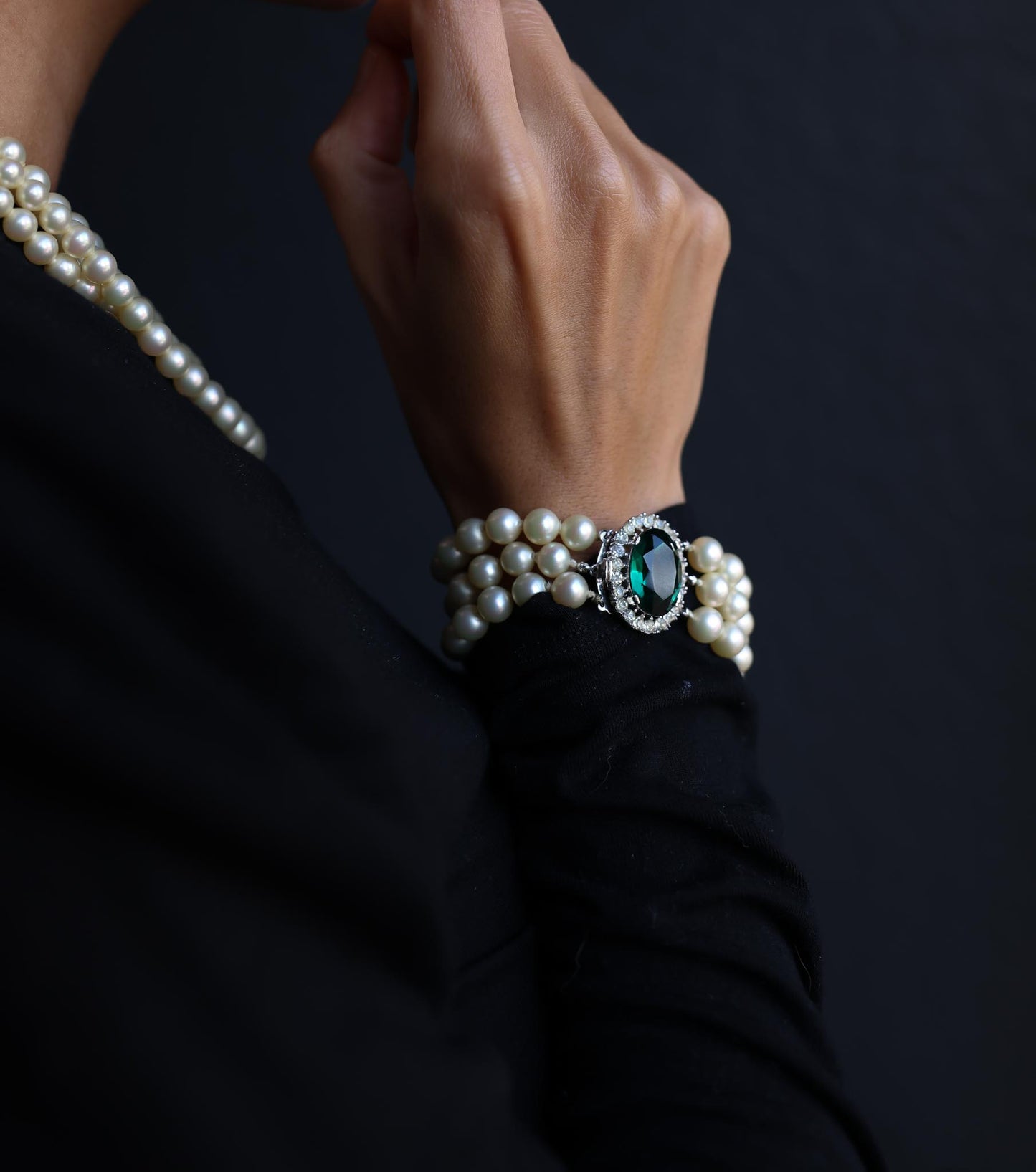 Trifari Emerald Grace  Pearl Jewelry set|Vintage Baazaar 