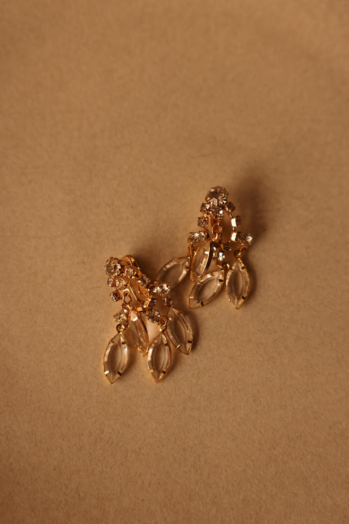Crystal Leaf Drop Clip-On Earrings|Vintage Baazaar 