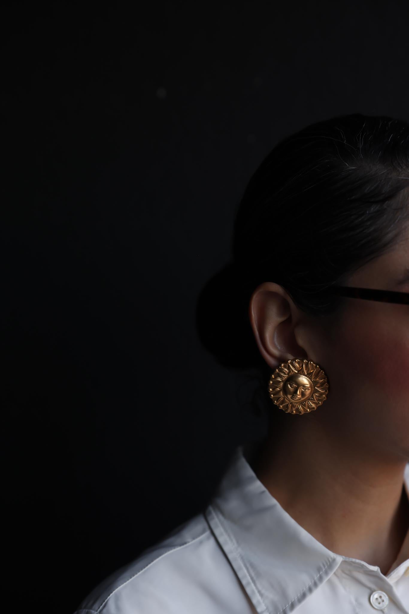 Sunburst Face Clip-On Earrings|Vintage Baazaar 