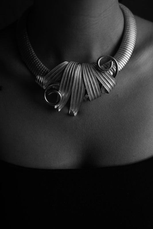 Silver-Tone Statement Collar Necklace|Vintage Baazaar 