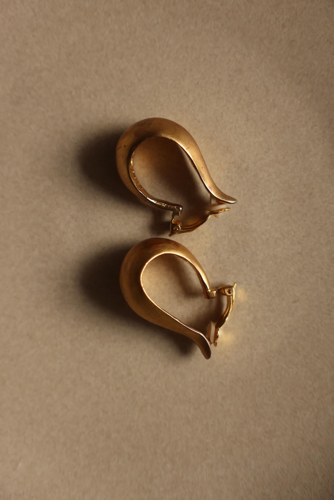 Brushed Gold-Plated Clip-On Earrings|Vintage Baazaar 