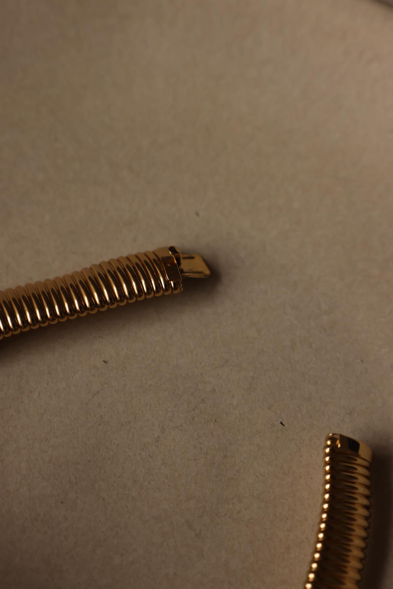 Gold-Tone Omega Chain Necklace|Vintage Baazaar 