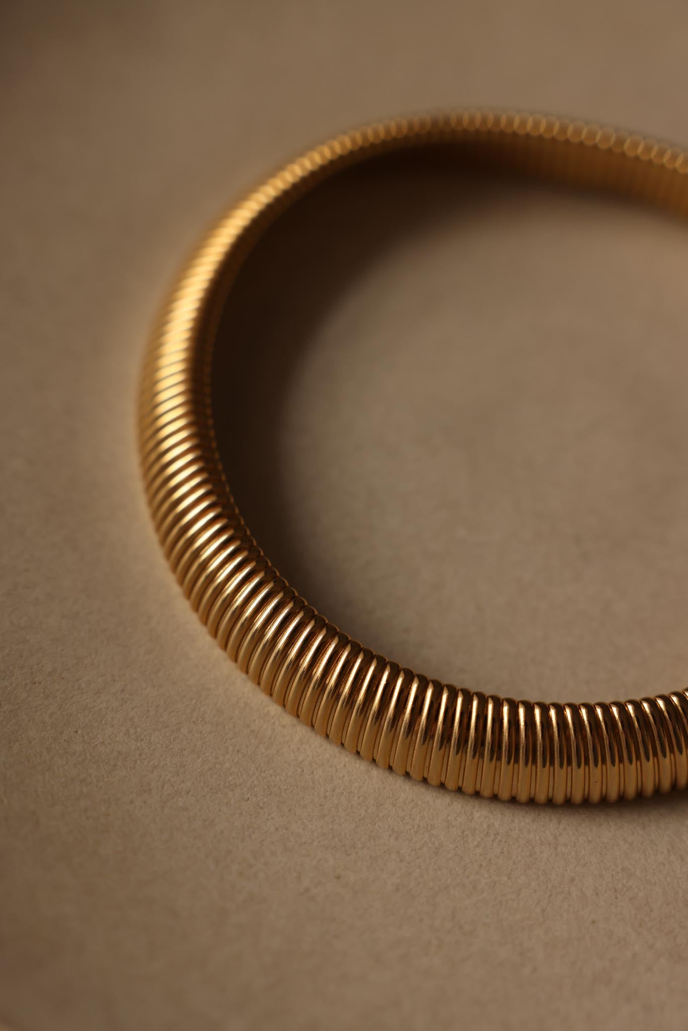 Gold-Tone Omega Chain Necklace|Vintage Baazaar 