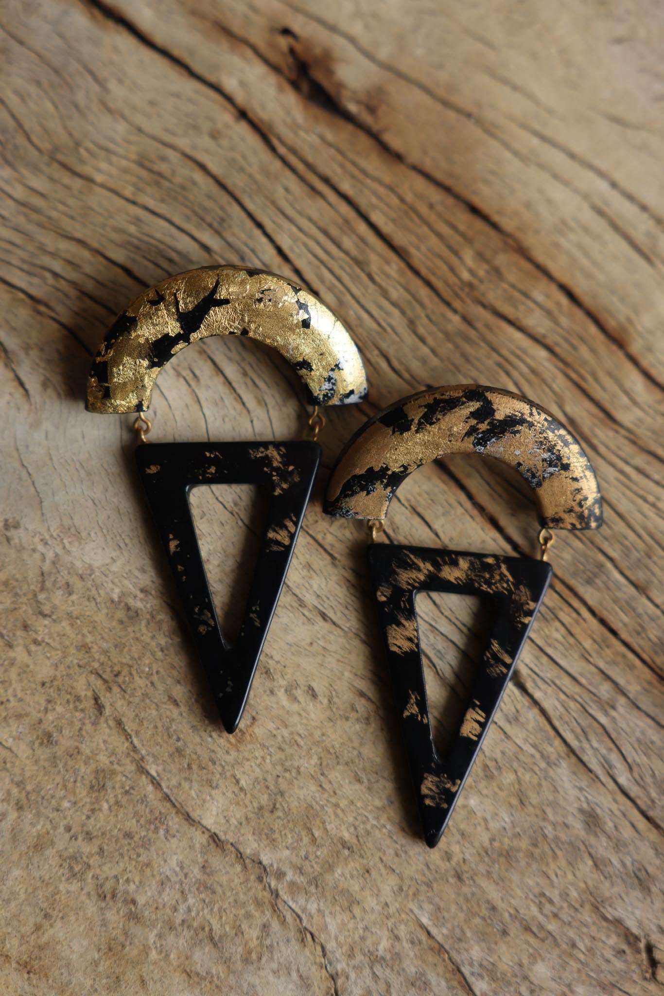 Geometric Black and Gold Pierced Earrings|Vintage Baazaar 