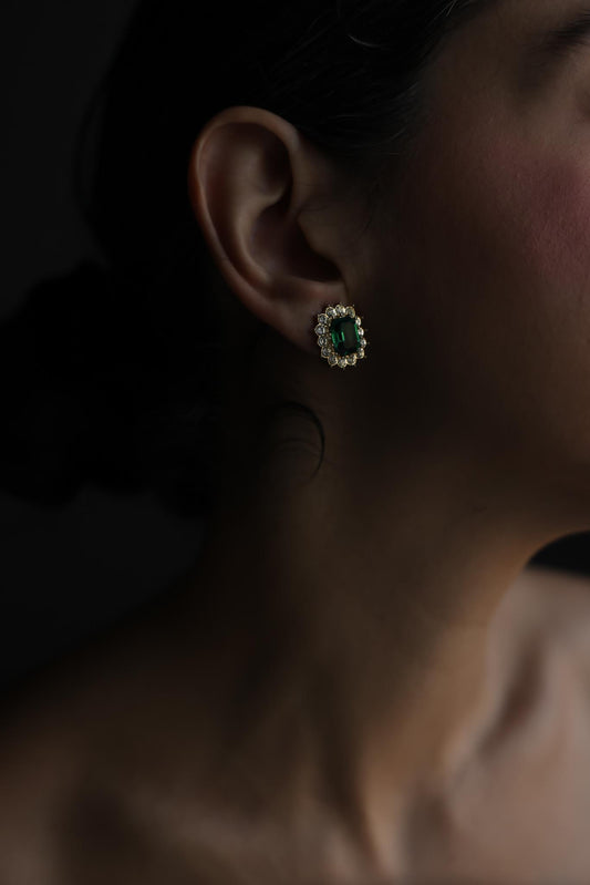 Green Glass Rhinestone Clip-On Earrings|Vintage Baazaar 