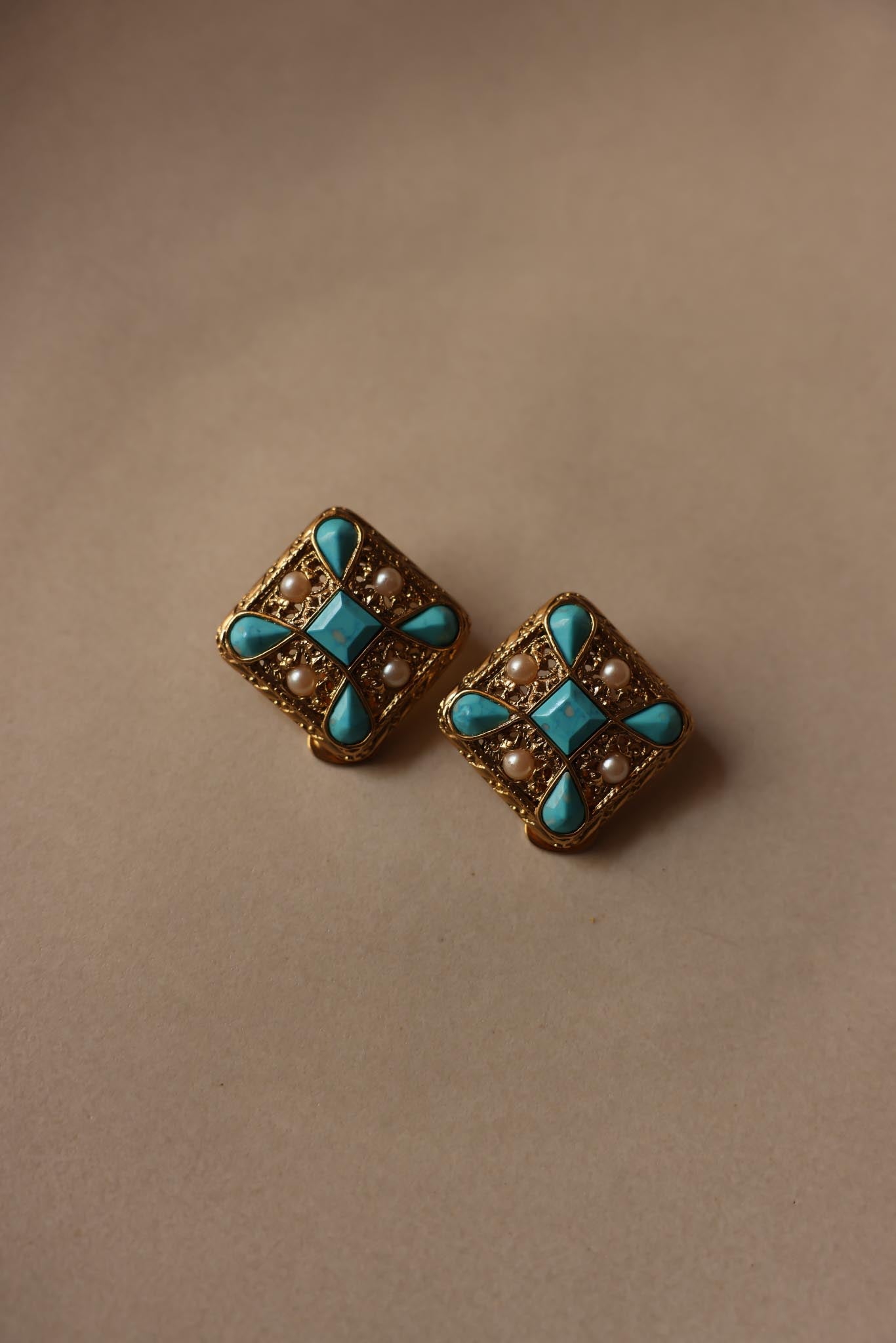 Gold-Plated Turquoise and Pearl Clip-On Earrings|Vintage Baazaar 