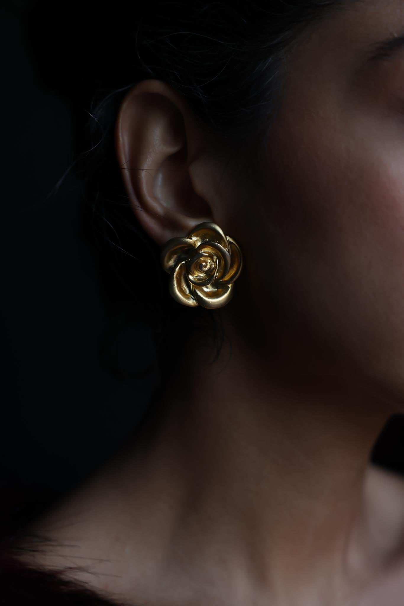 Golden Bloom Earrings|Vintage Baazaar 