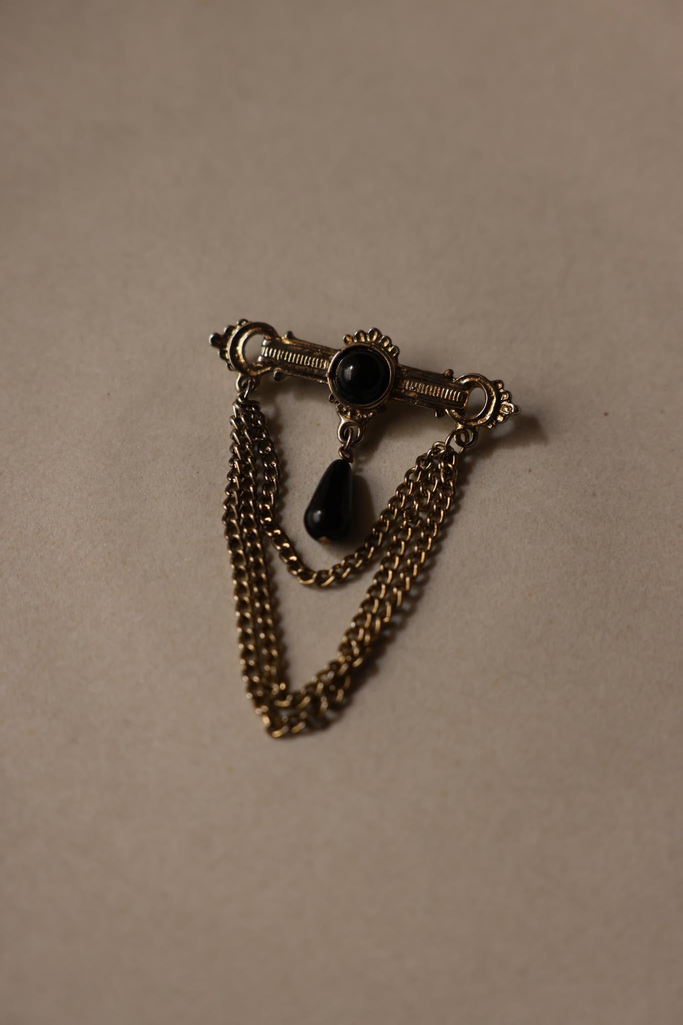 Chain Drape Brooch with Black Cabochon Drop|Vintage Baazaar 