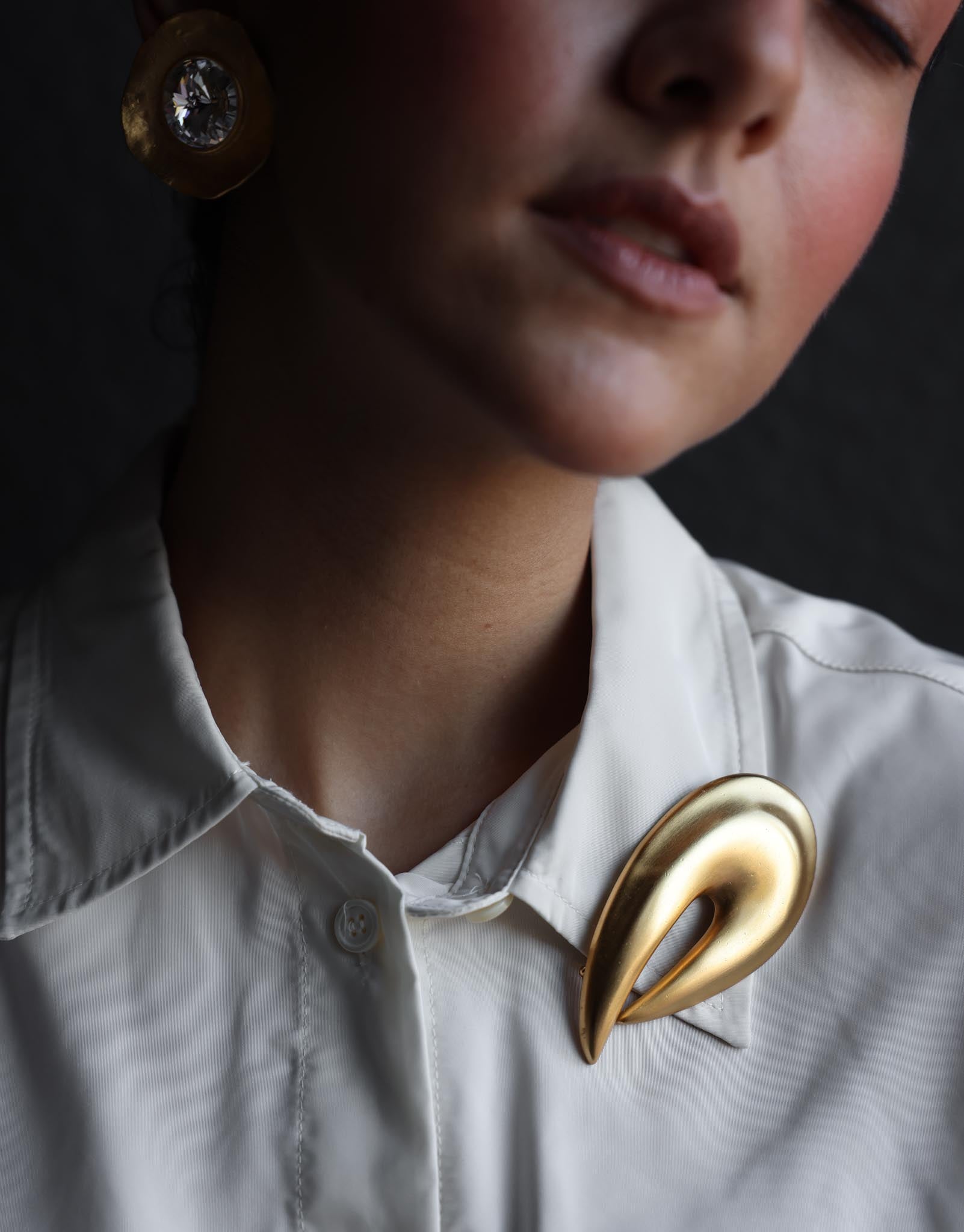 Brushed Gold Abstract Brooch - 1980s|Vintage Baazaar 