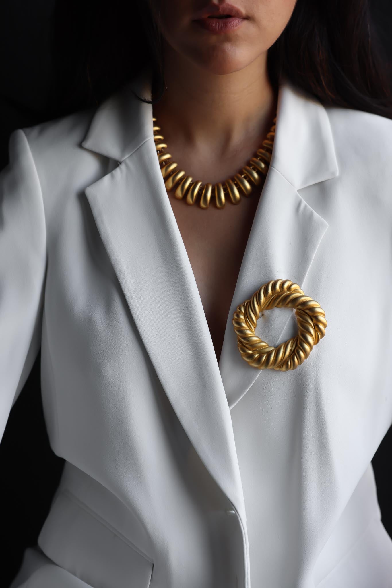 Bold Matte Gold Drop Necklace|Vintage Baazaar 