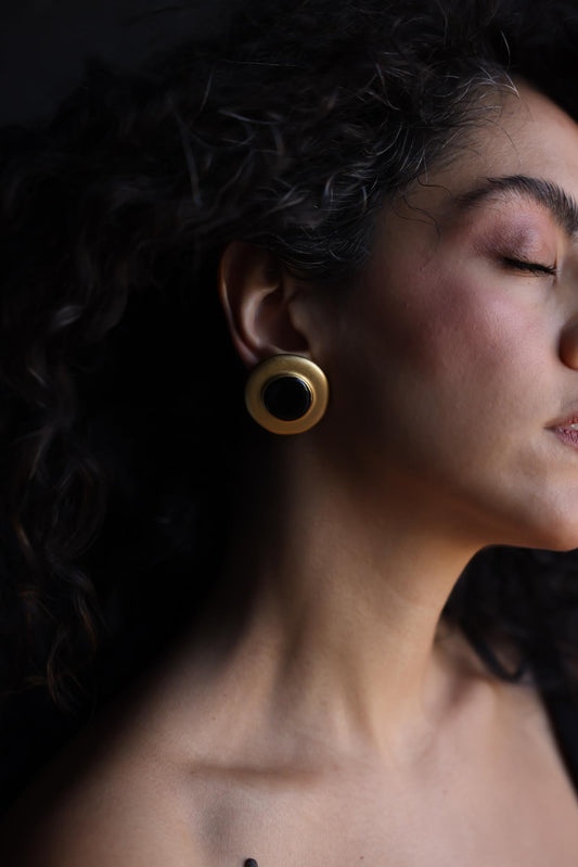 Erwin Pearl Matte Gold and Black Enamel Clip-On Earrings|Vintage Baazaar 