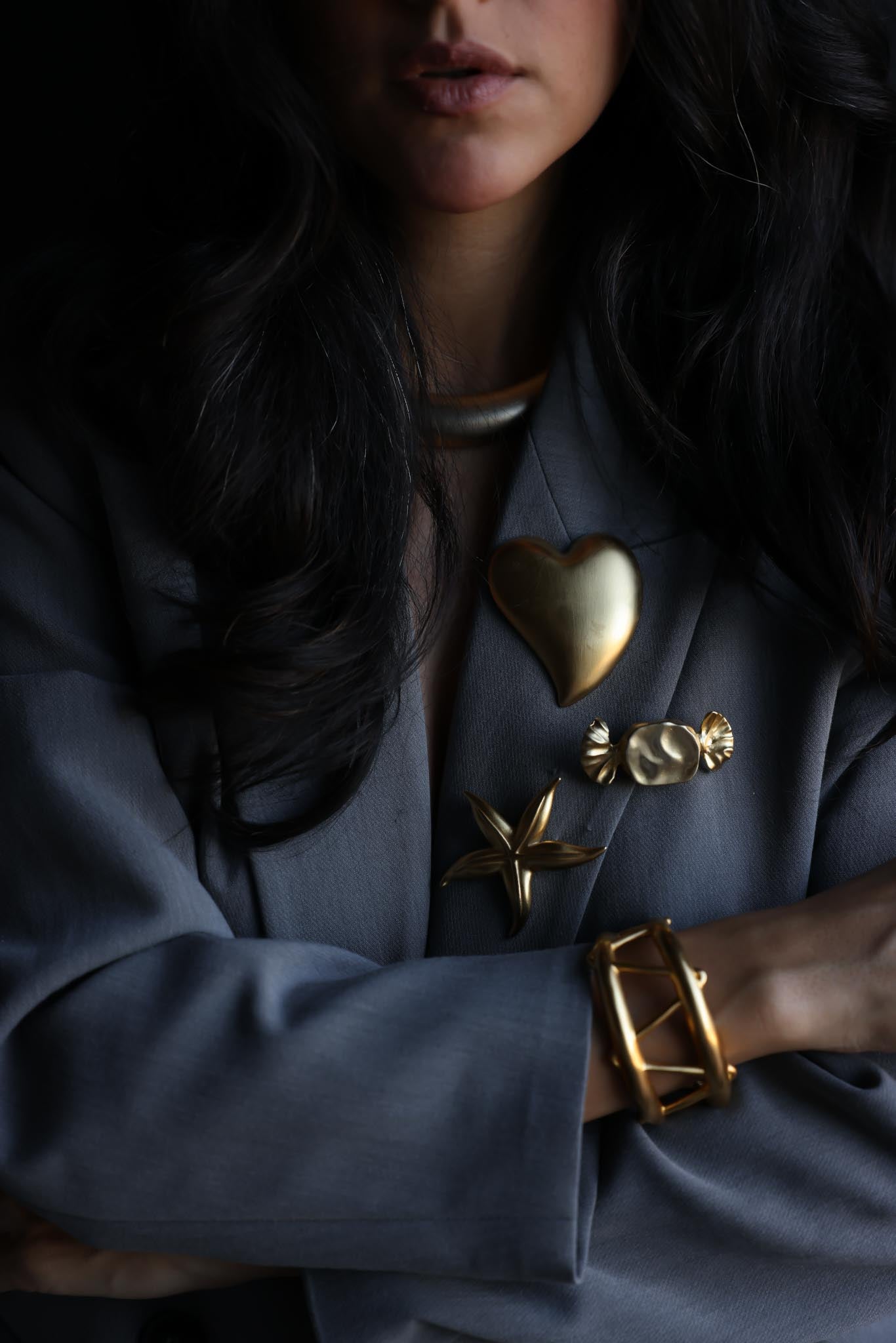 Carolee Matte Gold Starfish Brooch|Vintage Baazaar 