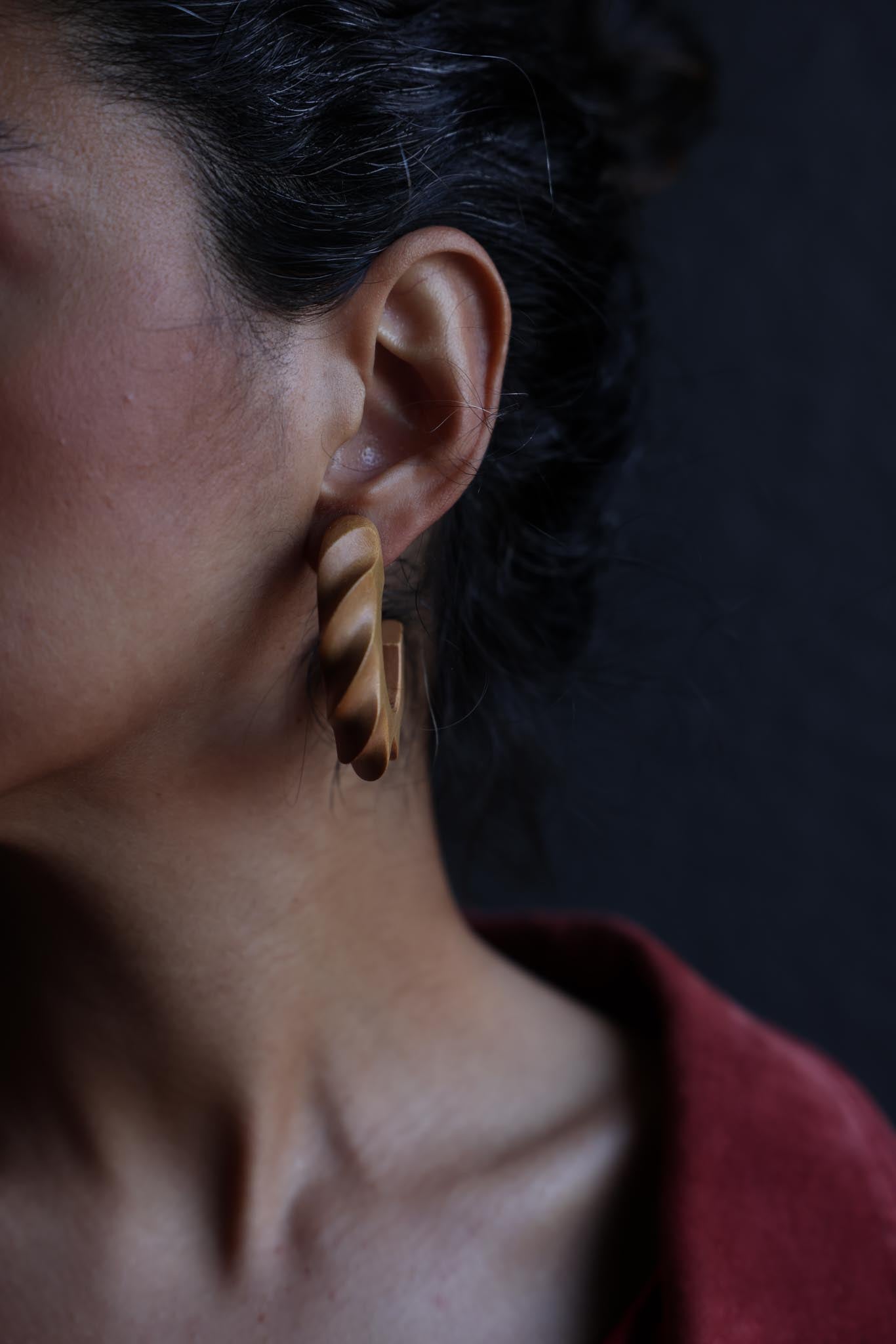 Carved Natural Elegance Earrings|Vintage Baazaar 