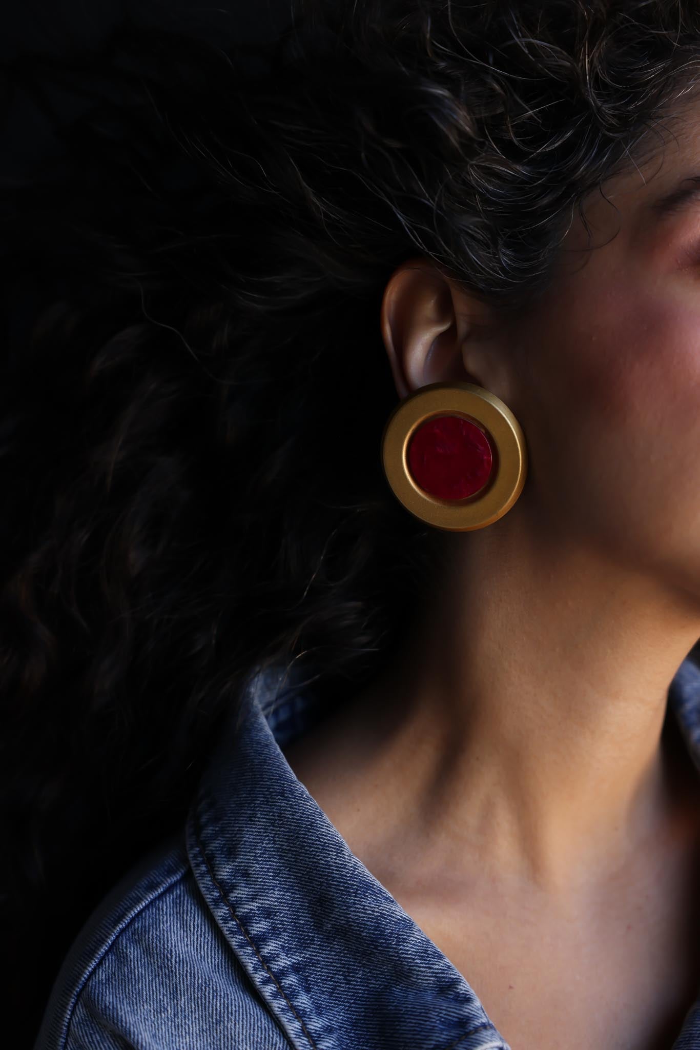 Bold Gold Clip-On Earrings with Marbled Red Center|Vintage Baazaar 
