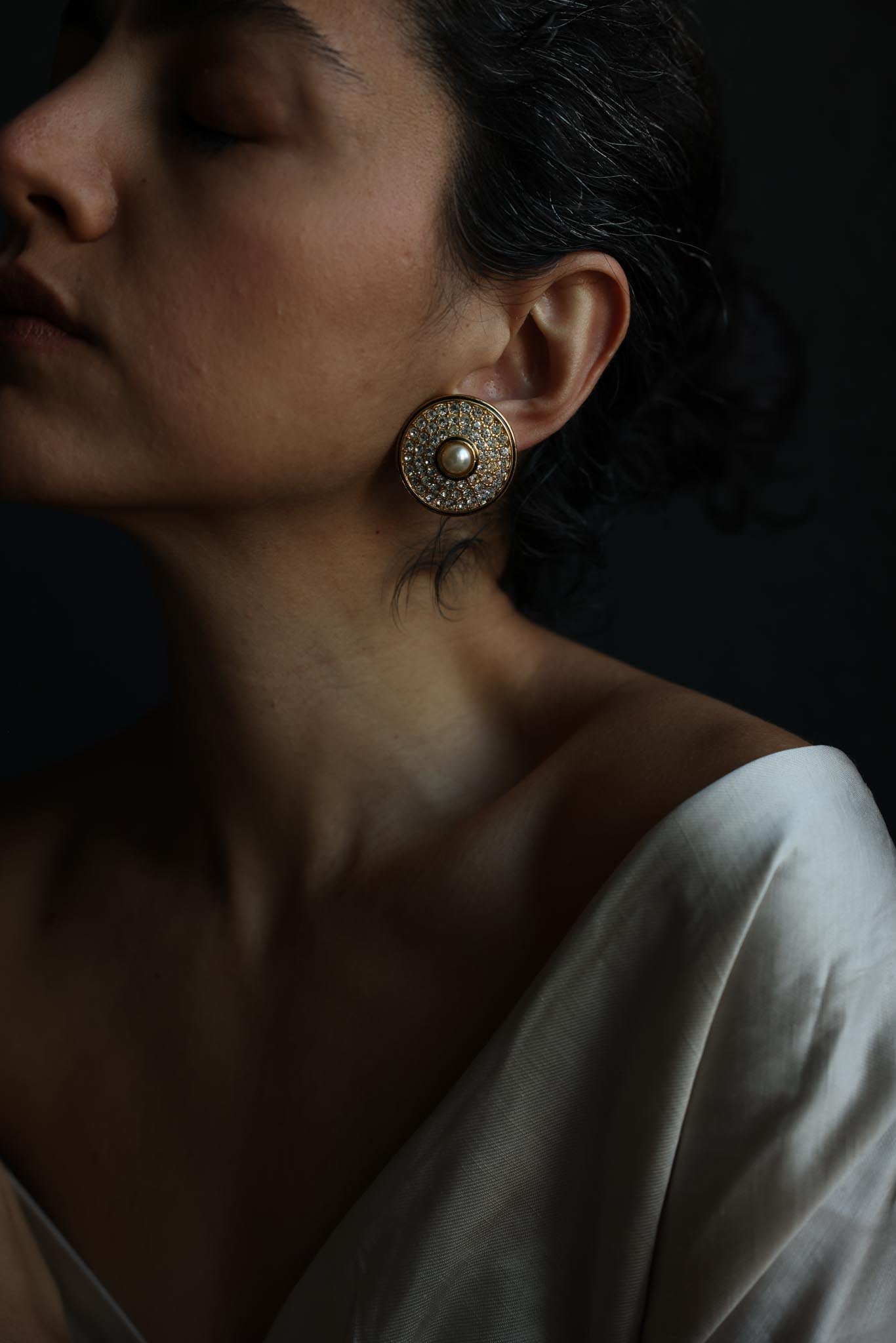 Round Chunky Rhinestone Faux Pearl Clip-On Earrings