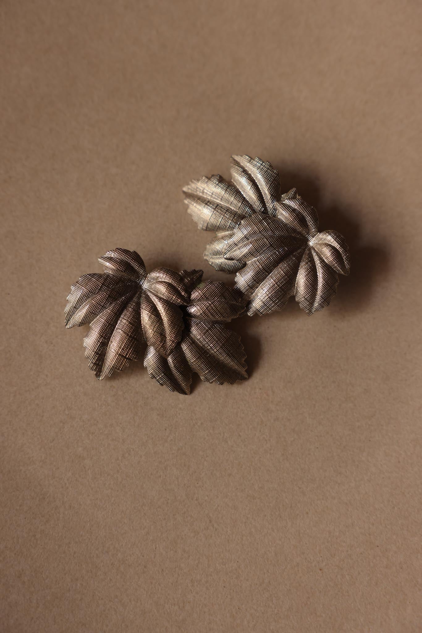 Textured Silver-Tone Leaf Clip-On Earrings|Vintage Baazaar 