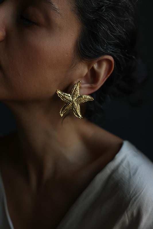 Textured Gold Tone Starfish Clip-On Earrings