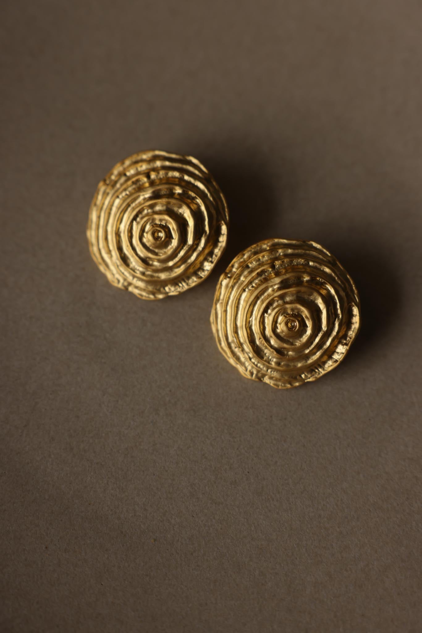 Round Chunky Matte Gold Swirl Clip-On Earrings