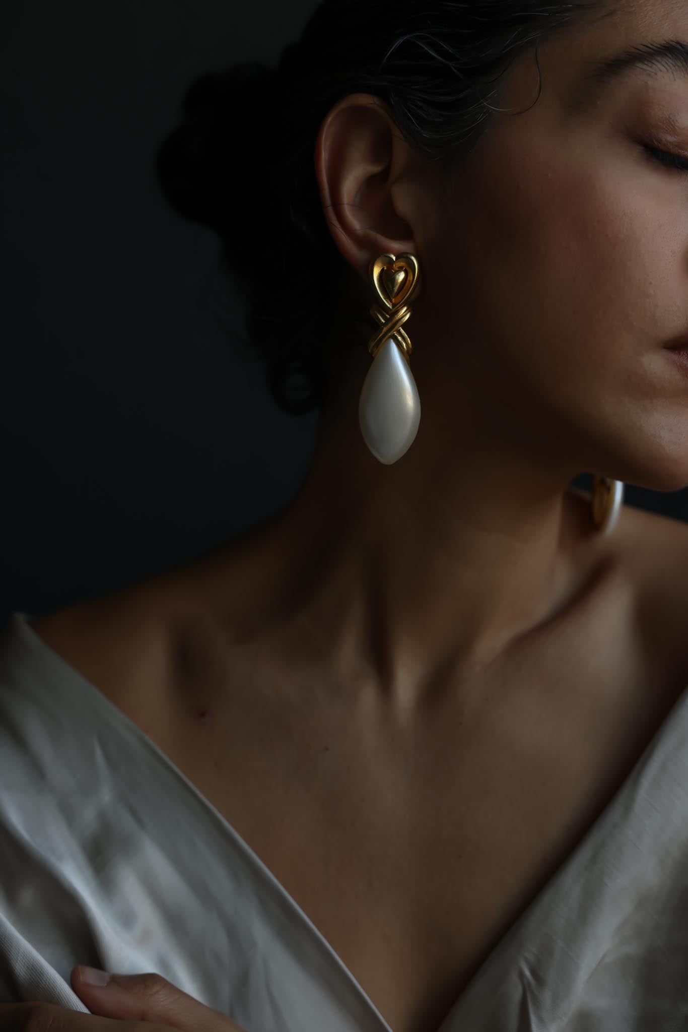 Gold Tone Heart Faux Pearl Dangle Clip-On Earrings