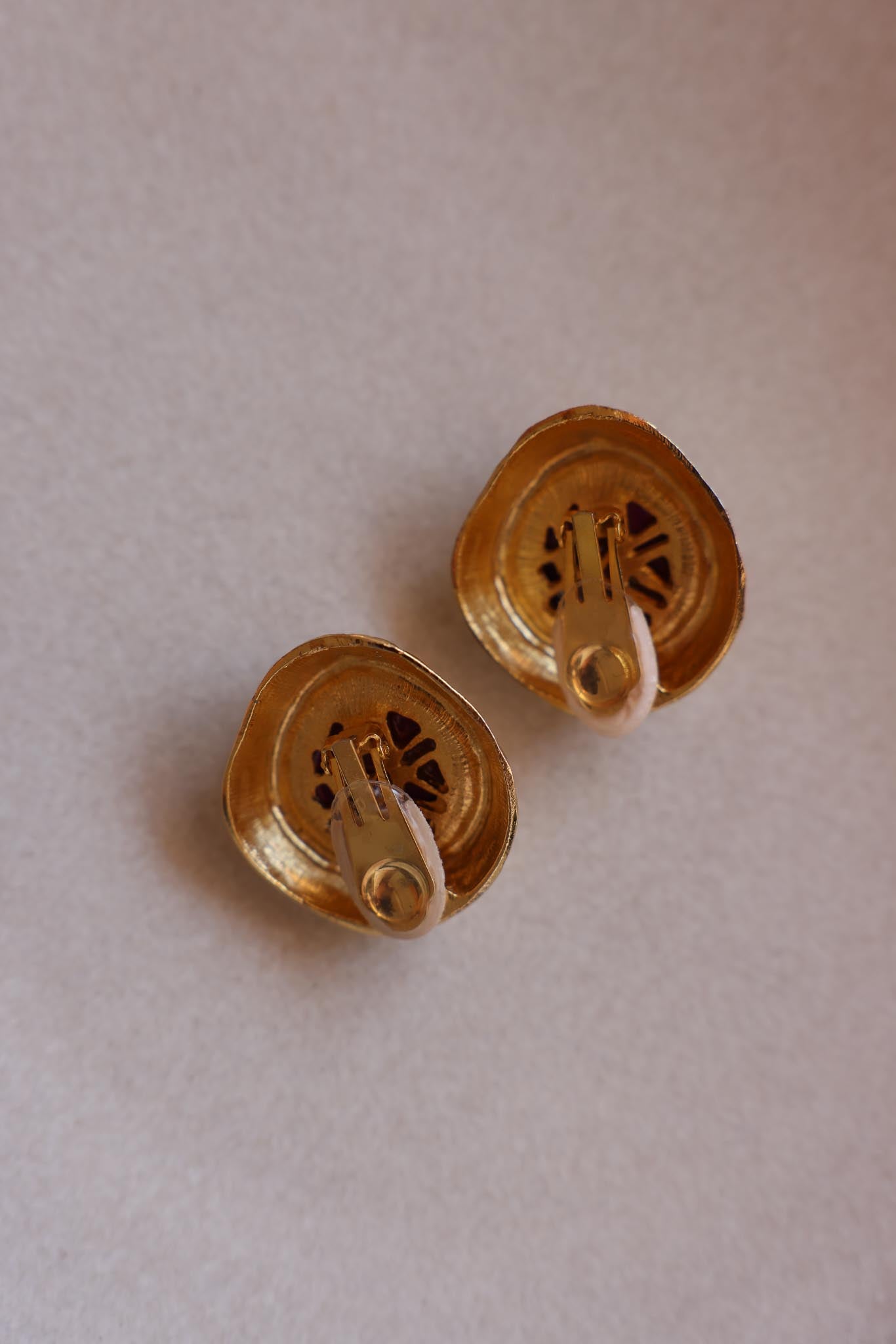 Purple Cabochon Textured Clip-On Earrings|Vintage Baazaar 