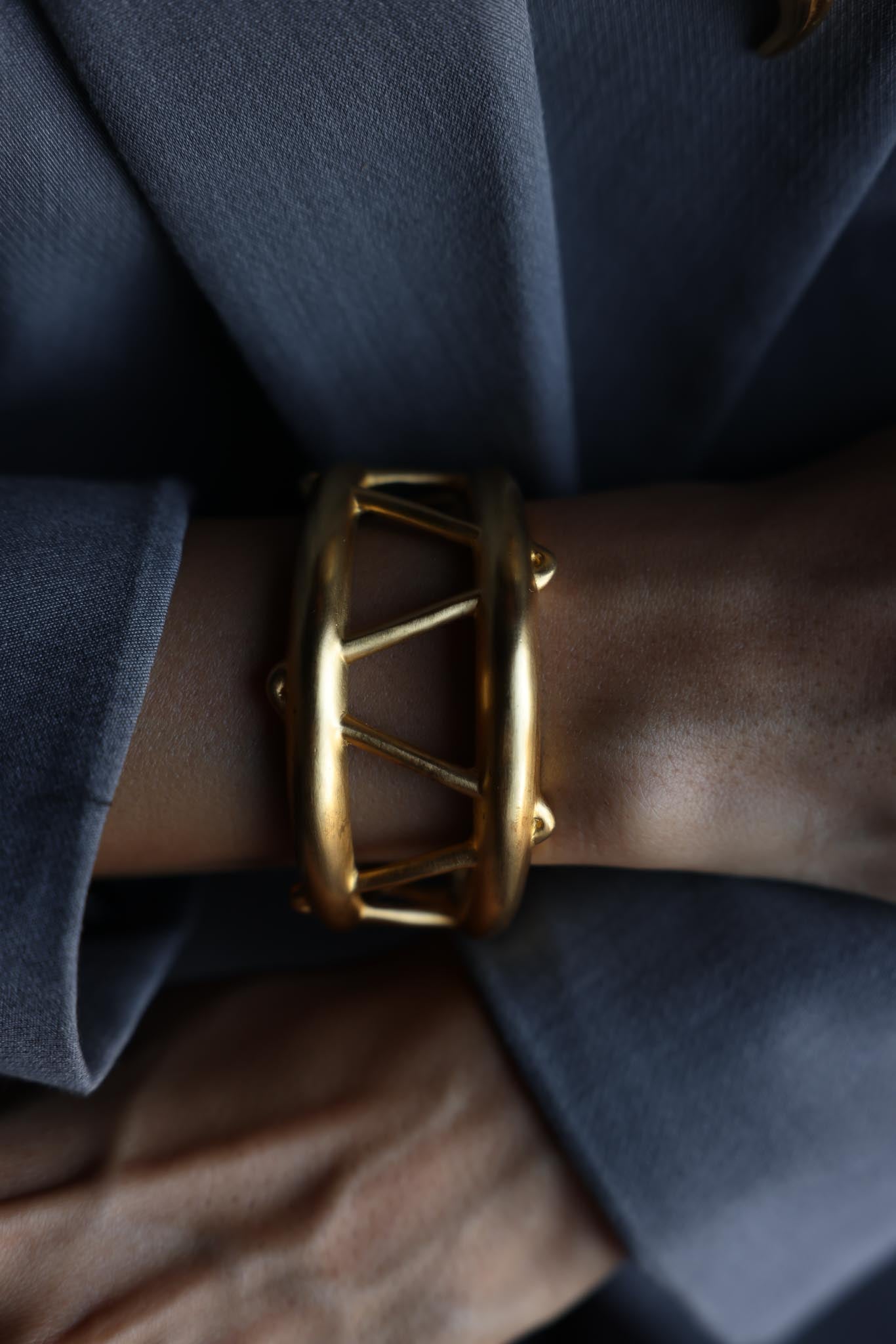 Clara Matte Gold Cuff Bracelet – Sculptural Design, Signed