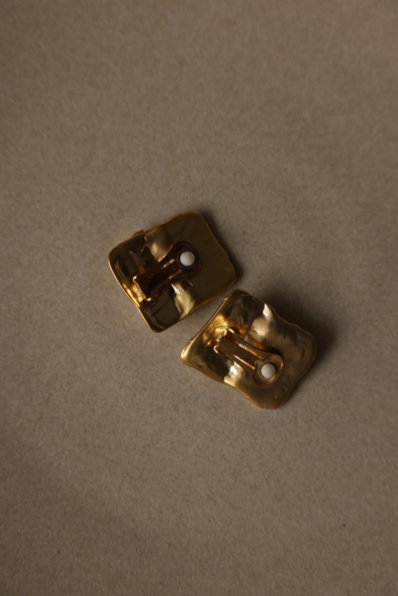 Square Matte Gold Faux Pearl Clip-On Earrings|Vintage Baazaar 