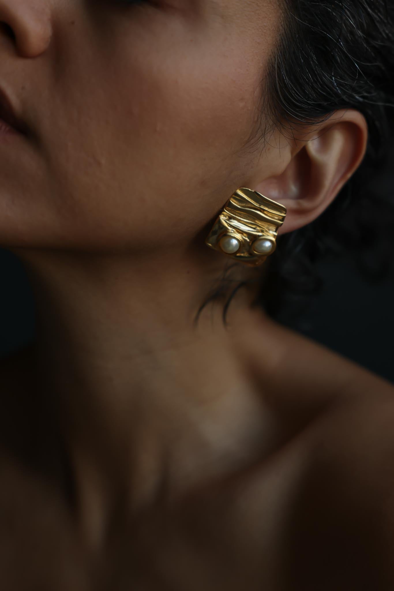 Square Matte Gold Faux Pearl Clip-On Earrings|Vintage Baazaar 
