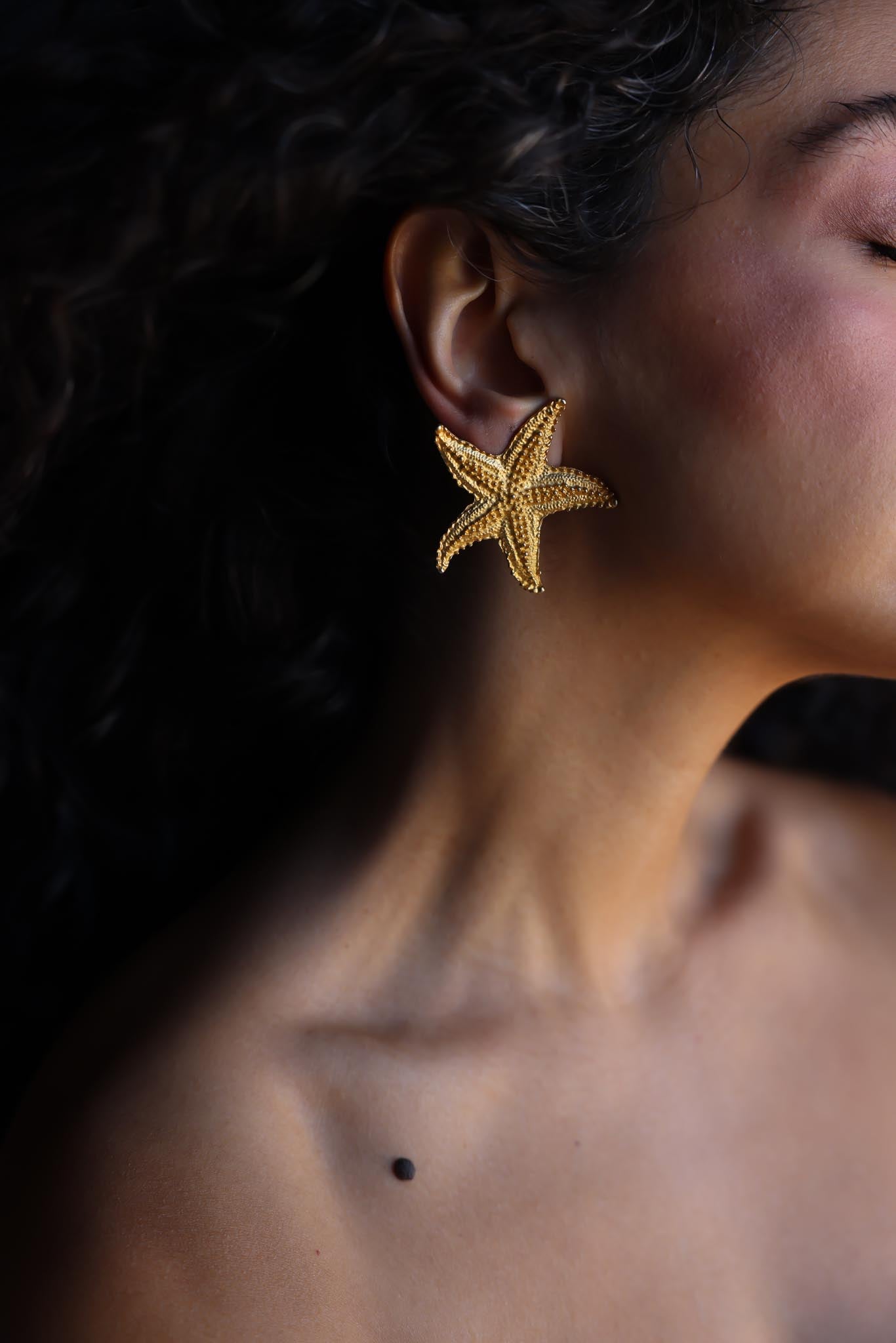 Starfish Clip-On Earrings in Gold Tone|Vintage Baazaar 