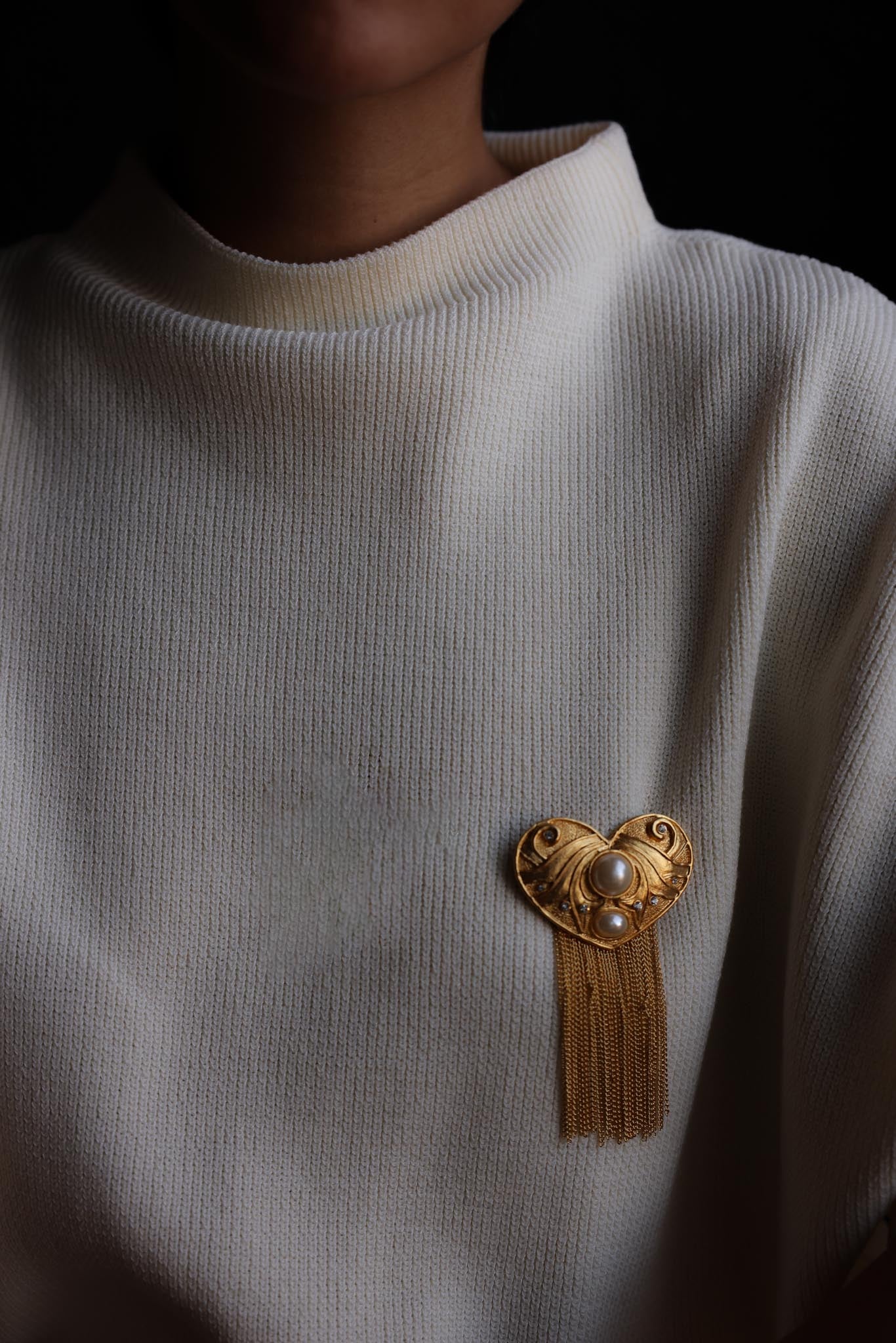 Heart-Shaped Gold-Tone Faux Pearl & Rhinestone Chain Tassel Brooch|Vintage Baazaar 