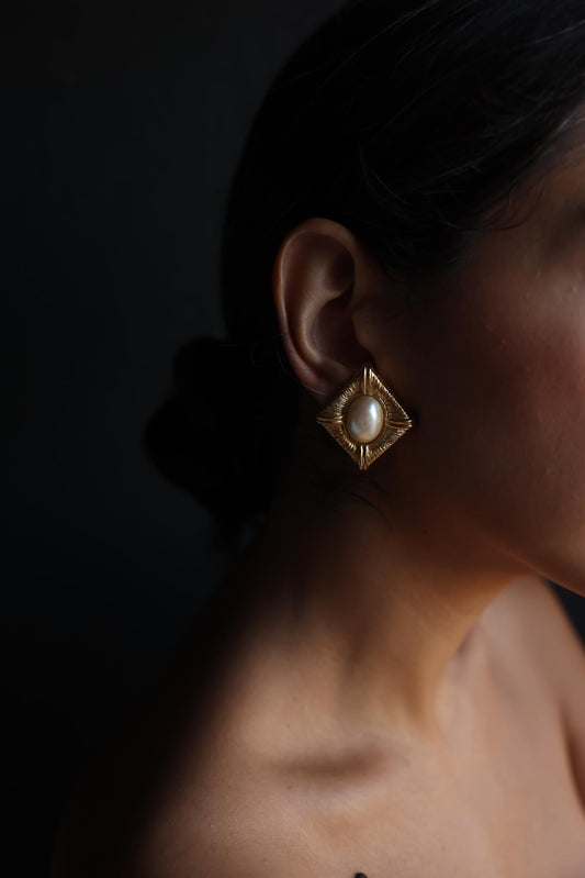 Square Clip-On Earrings with Faux Pearl Center|Vintage Baazaar 