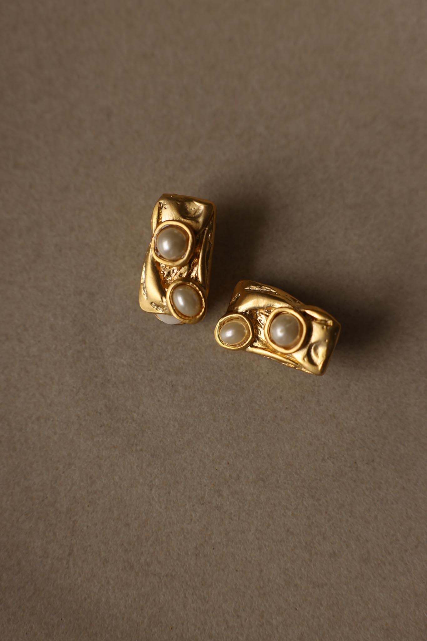 Matte Gold Rectangular Faux Pearl Clip-On Earrings|Vintage Baazaar 