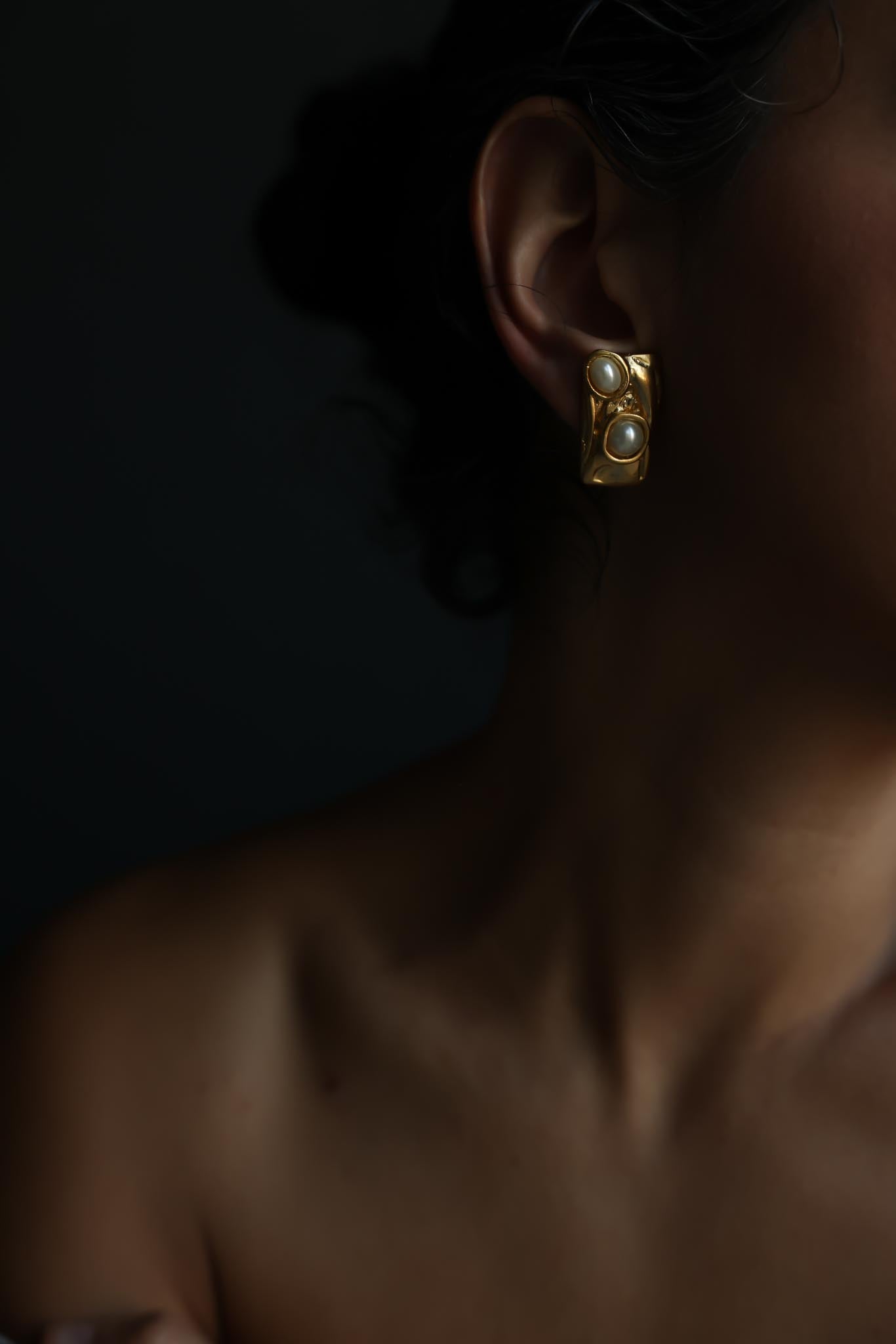 Matte Gold Rectangular Faux Pearl Clip-On Earrings|Vintage Baazaar 