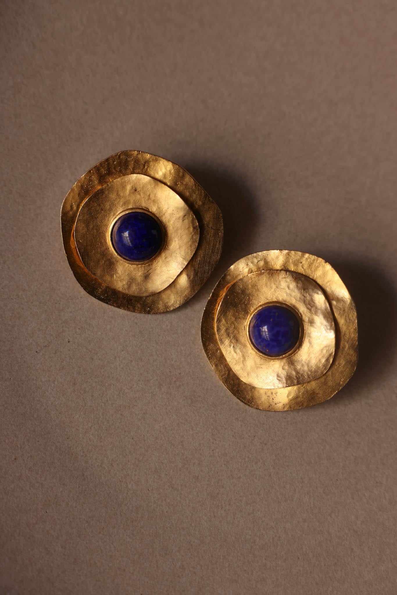 Unsigned Les Bernard Hammered Gold-Tone Clip-On Earrings|Vintage Baazaar 
