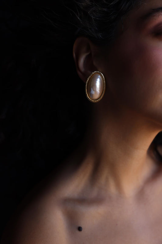 Brushed Gold Oval Clip-On Earrings with Faux Pearl Center|Vintage Baazaar 