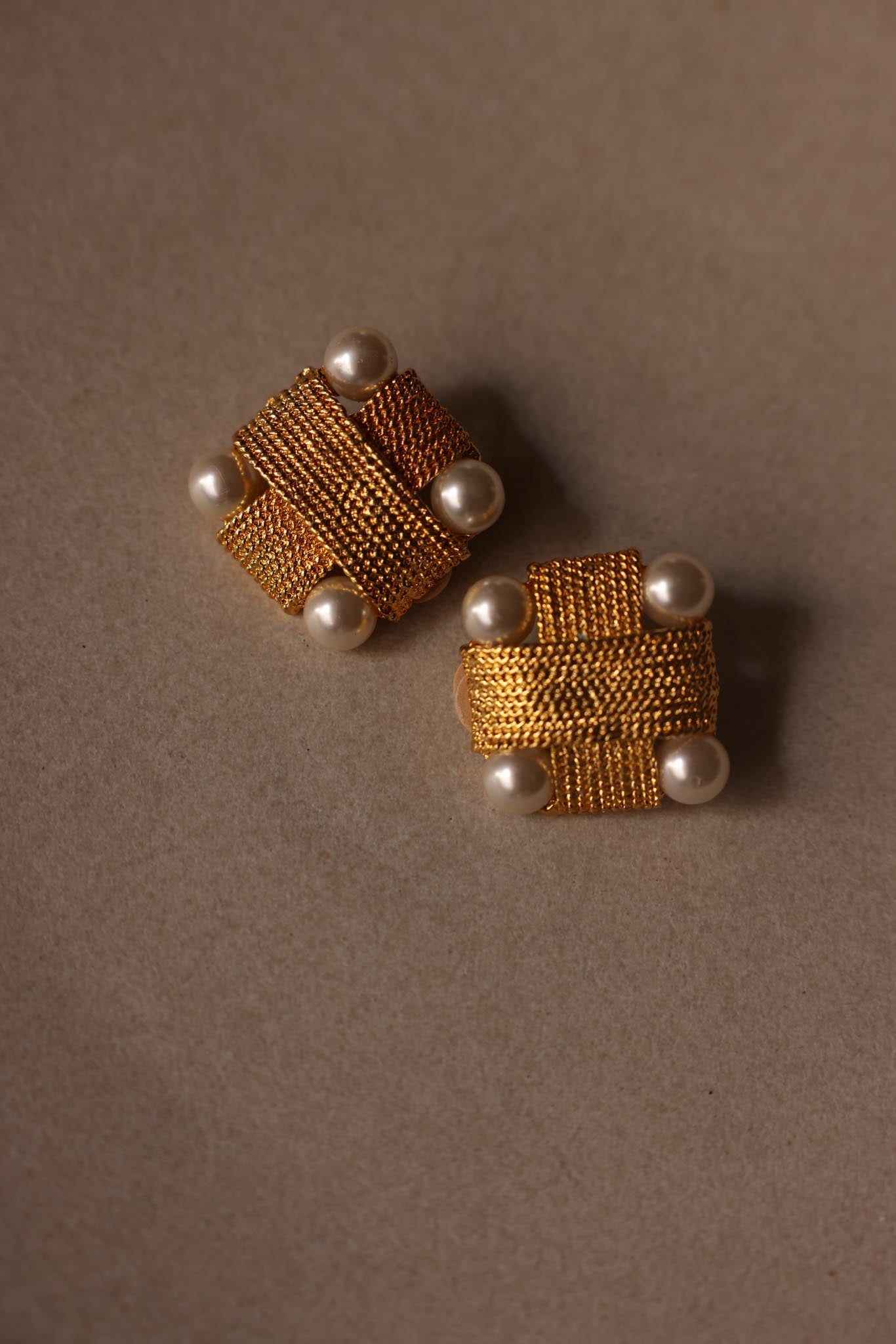 Square Gold-Tone Mesh Ribbon Faux Pearl Clip-On Earrings