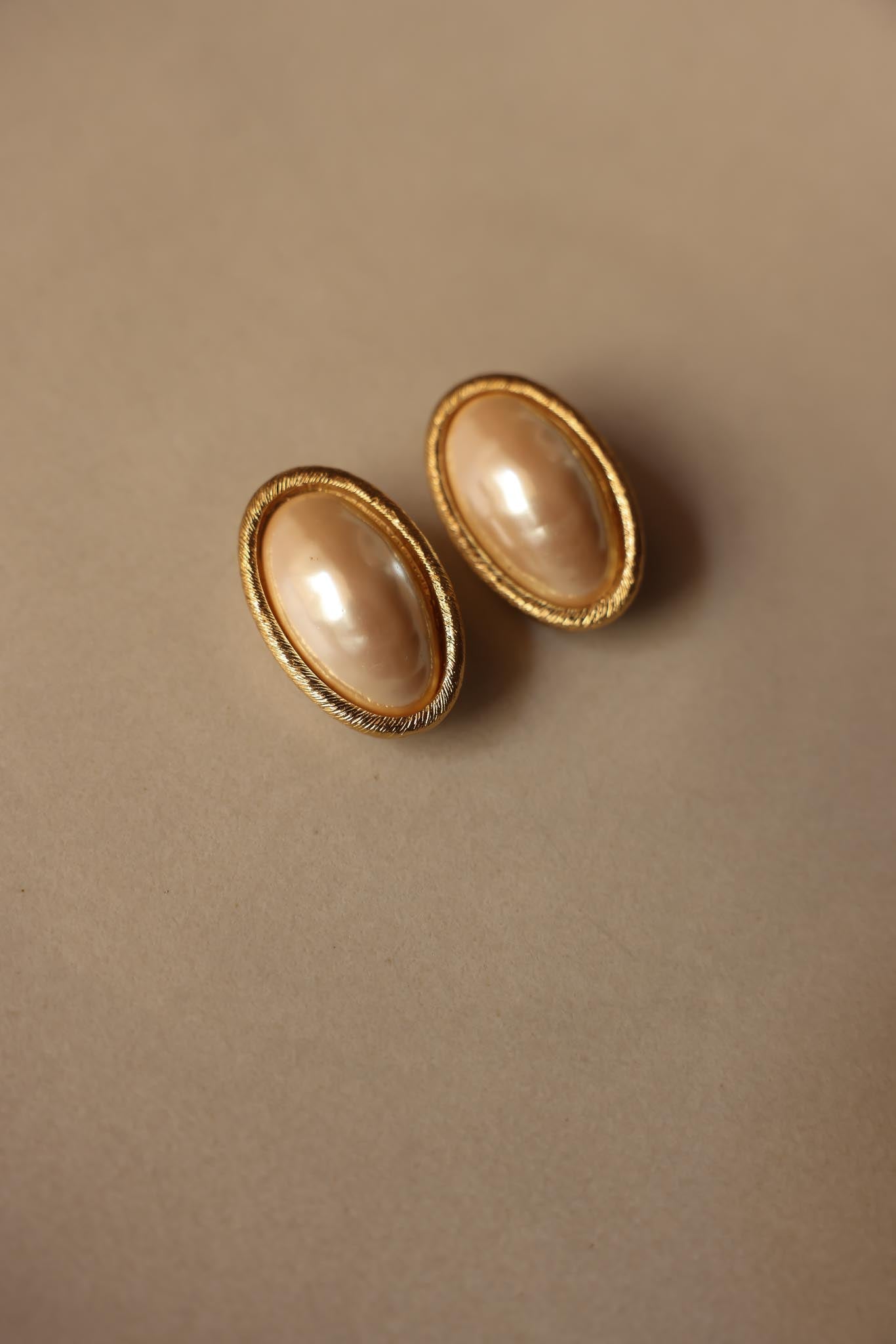Brushed Gold Oval Clip-On Earrings with Faux Pearl Center|Vintage Baazaar 