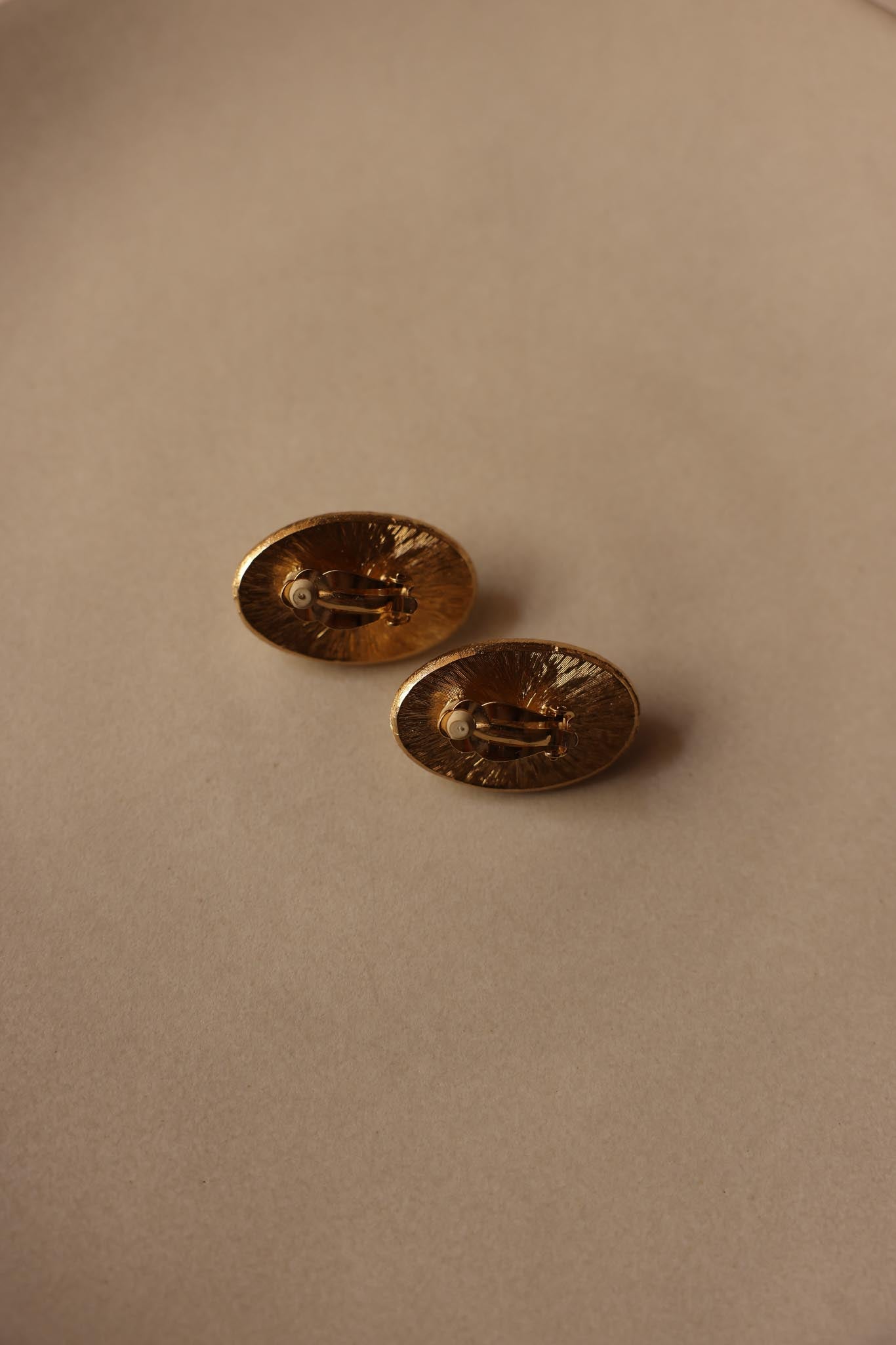 Brushed Gold Oval Clip-On Earrings with Faux Pearl Center|Vintage Baazaar 