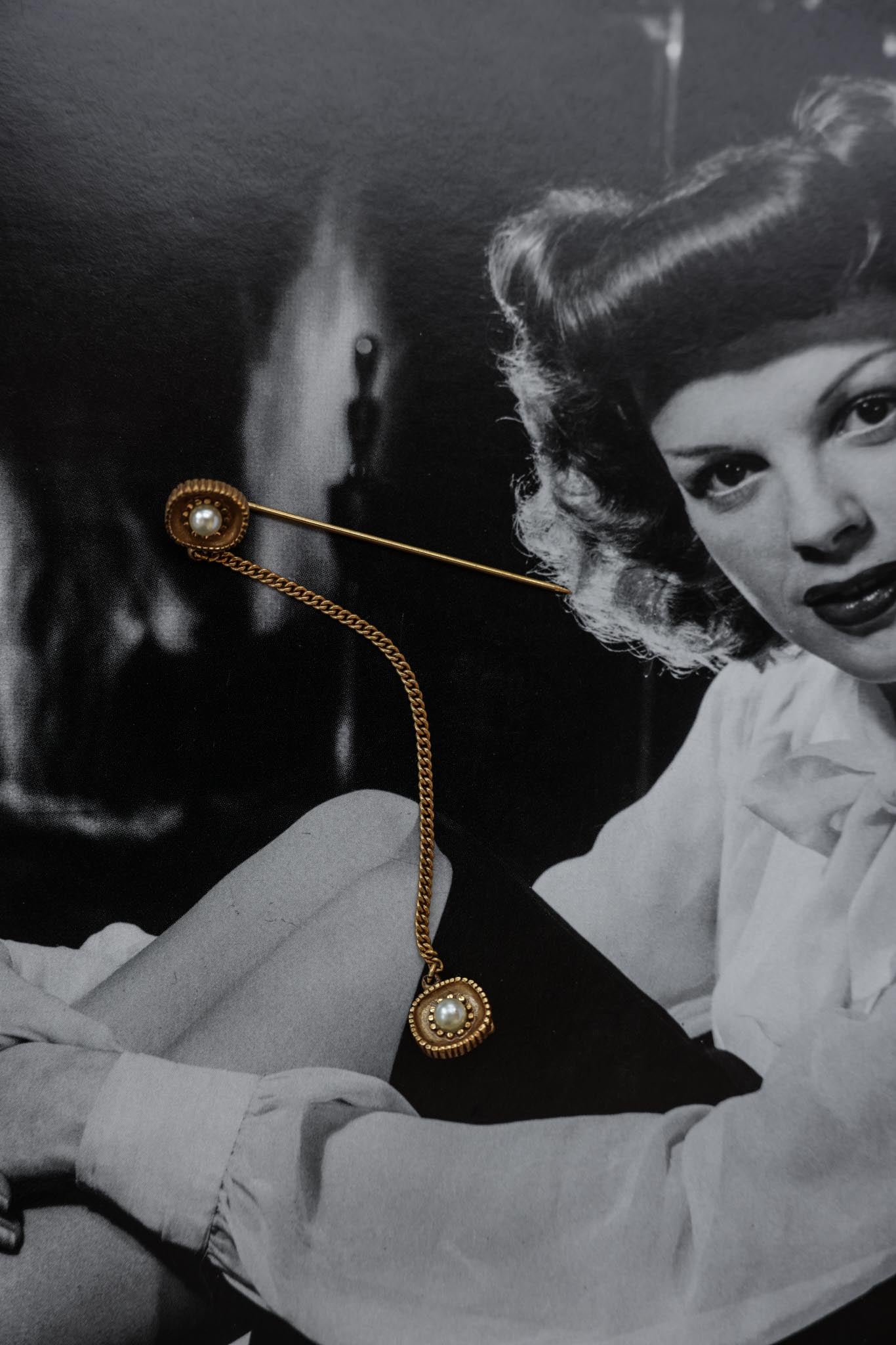 Pearl Chain Collar Pin Brooch|Vintage Baazaar 
