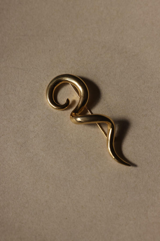 Gold-Tone Brooch|Vintage Baazaar 