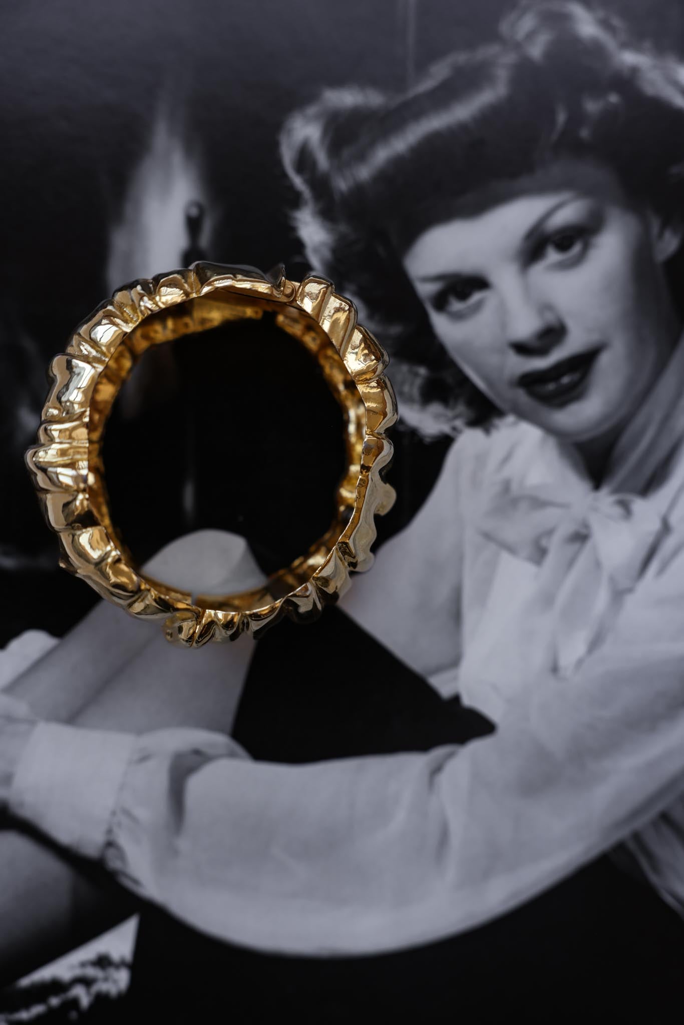 Sculptural Gold-Tone Bangle|Vintage Baazaar 