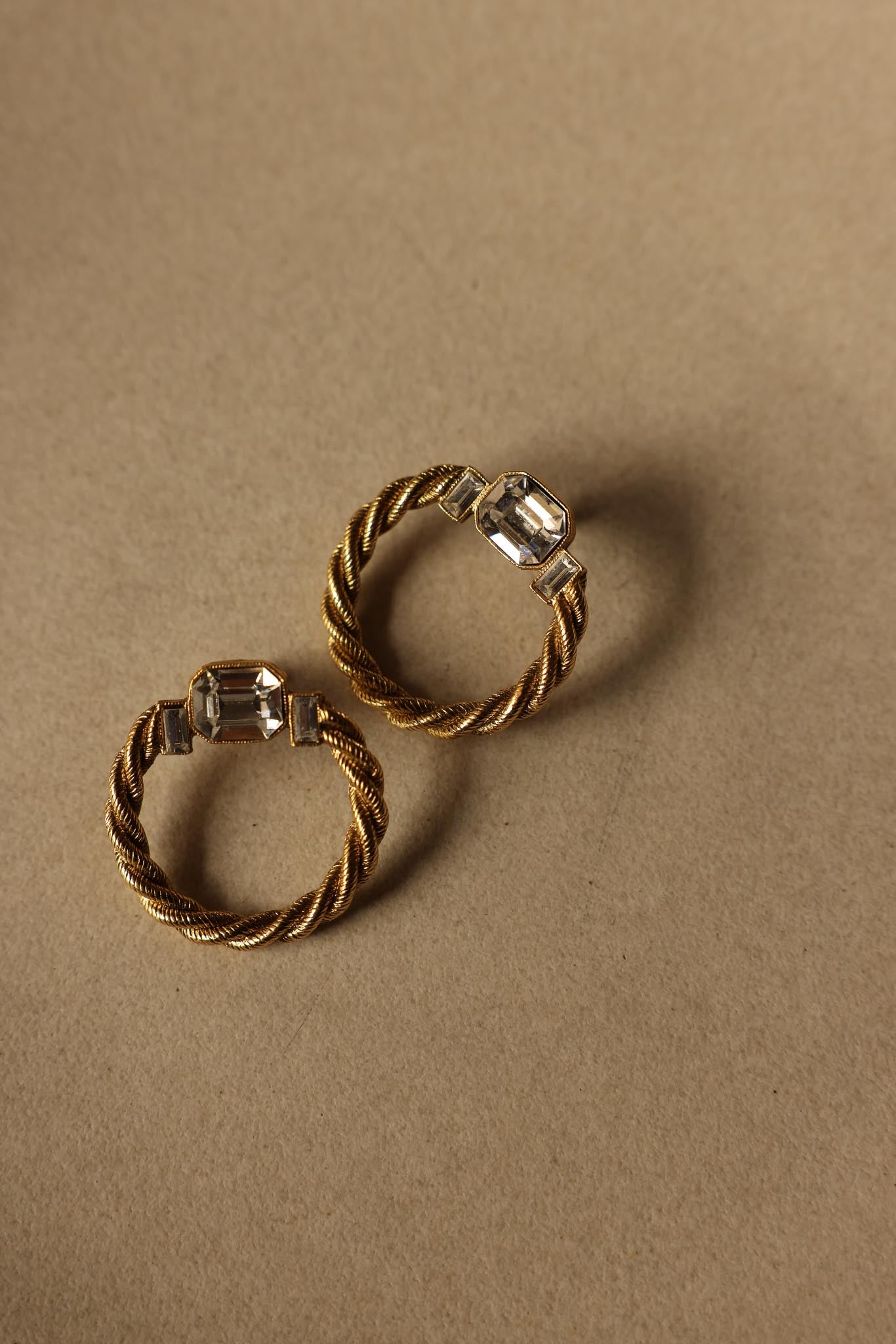 Golden Twist Earrings|Vintage Baazaar 