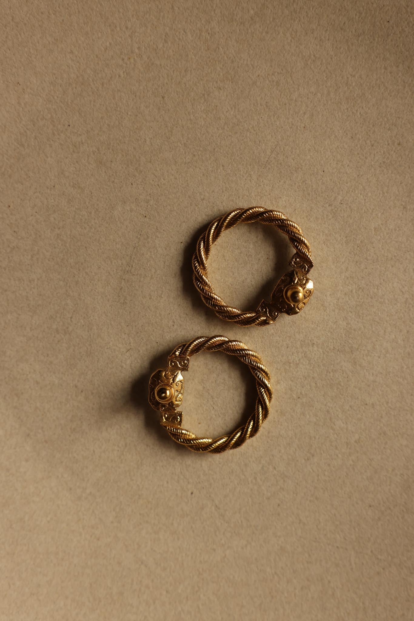 Golden Twist Earrings|Vintage Baazaar 