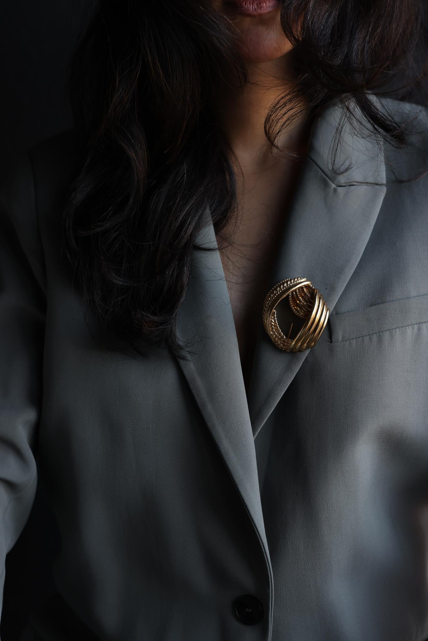 Monet Gold-Tone Textured Swirl Brooch|Vintage Baazaar 