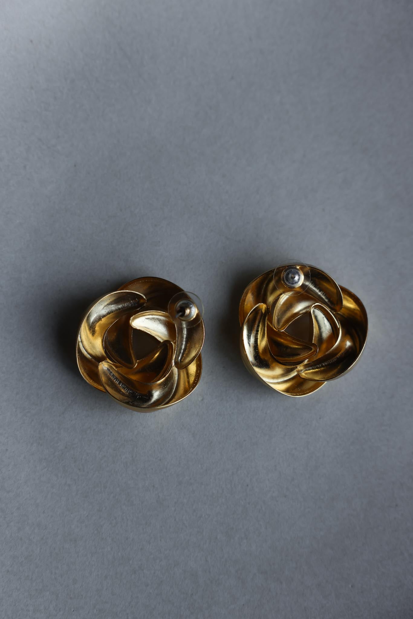 Swirled Gold-Tone Knot Pierced Earrings|Vintage Baazaar 
